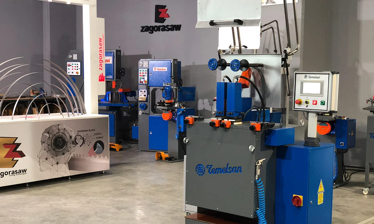 Temelsan machines in a production showroom