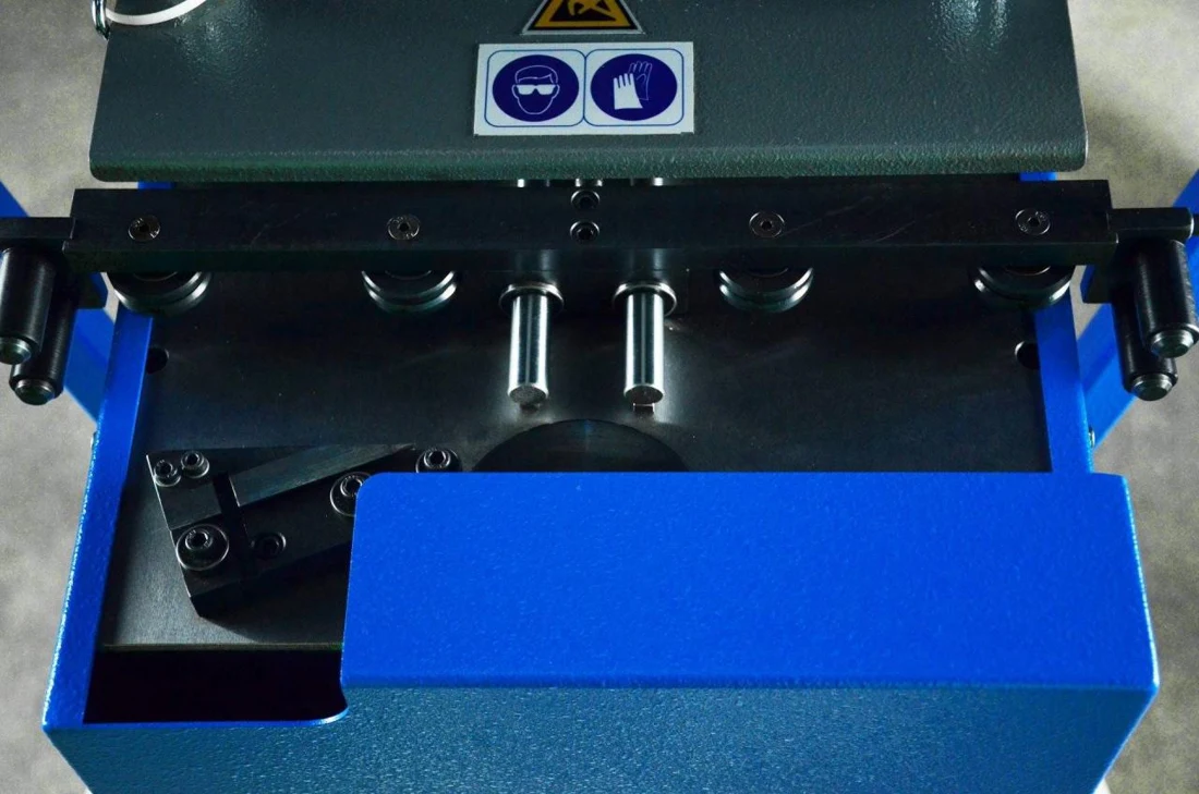 CAP 41 — detail 1
