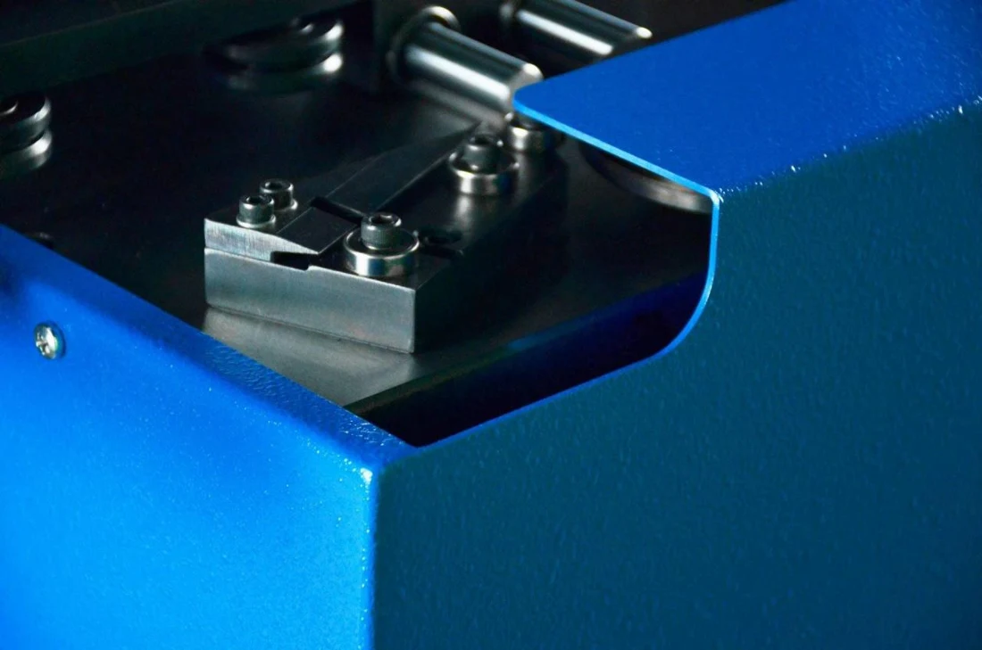 CAP 41 — detail 3