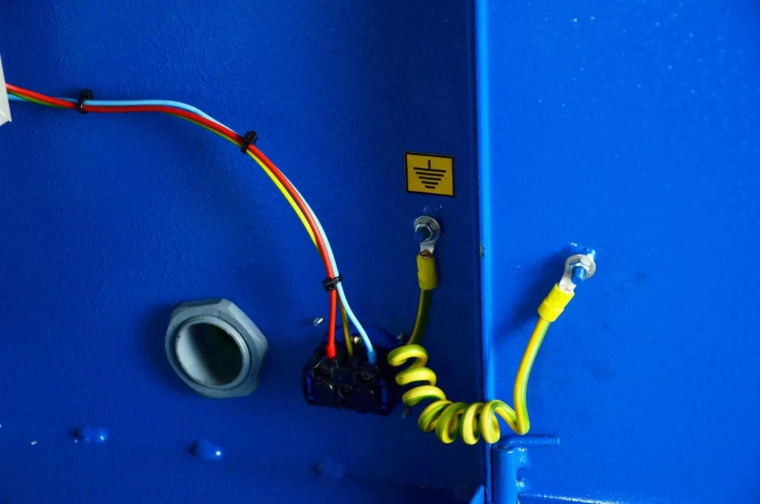 KN 41 HBC PLC — detail 3